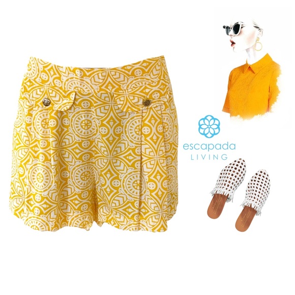 Escapada Living Gold White Lilly Zanzibar Marsh Short Resort Beach wear